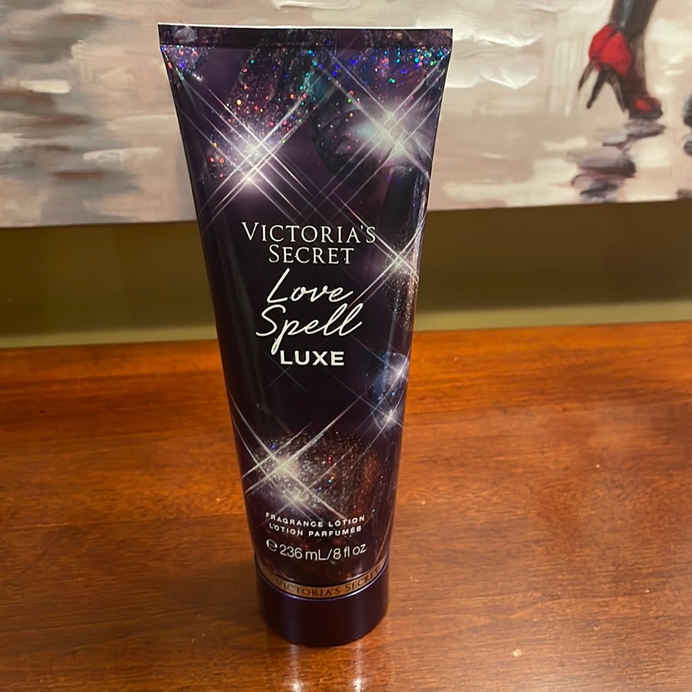 NEW VICTORIA’S SECRET FRAGRANCE LOTION